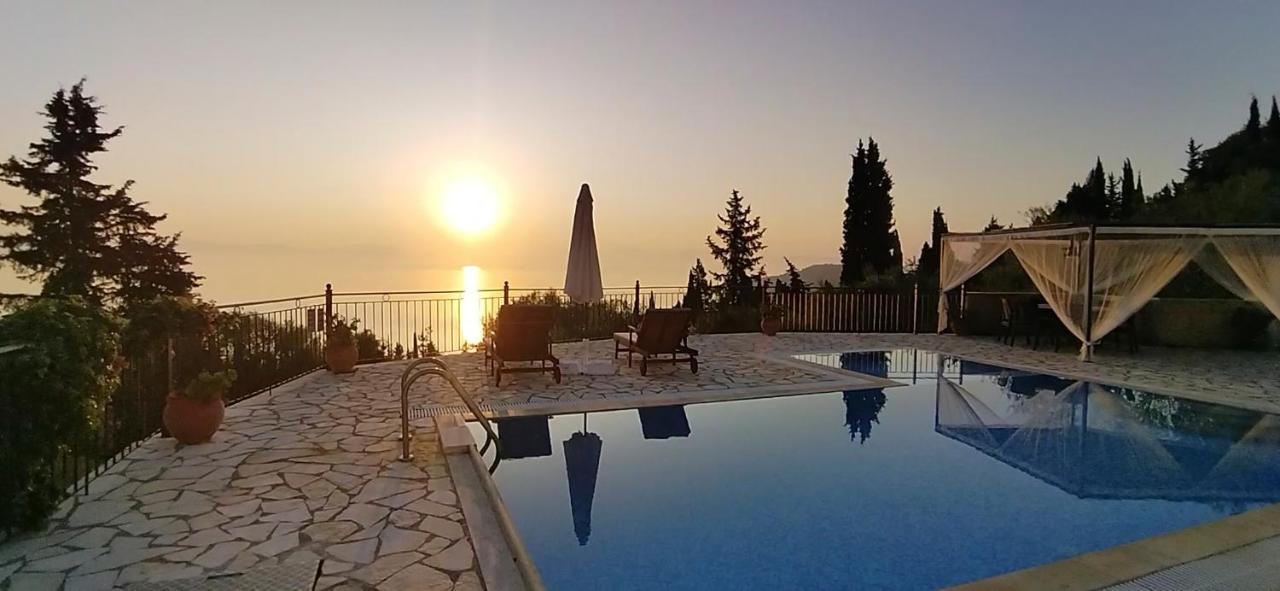 Villa Boukari Chlomos Bagian luar foto