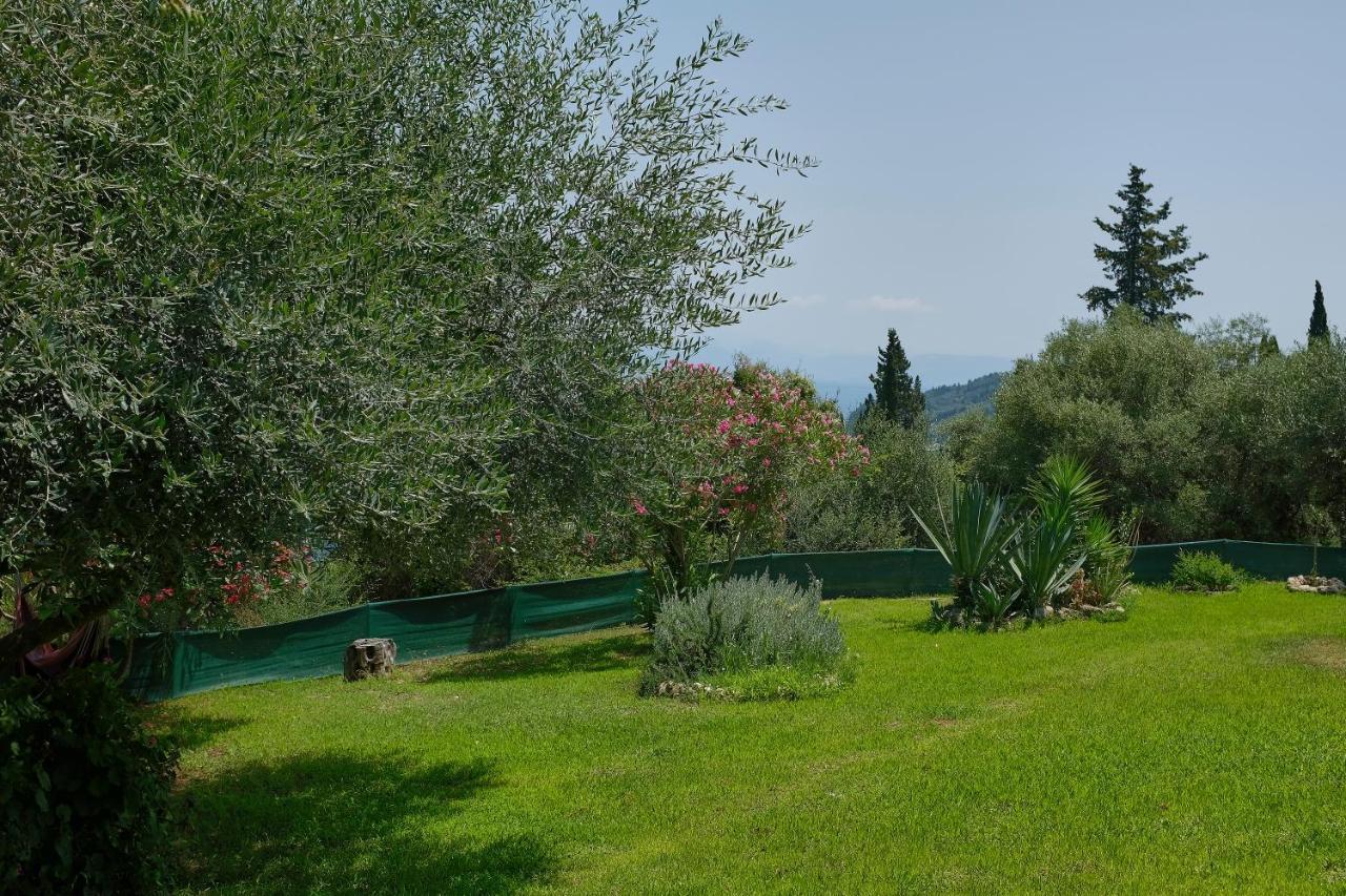Villa Boukari Chlomos Bagian luar foto