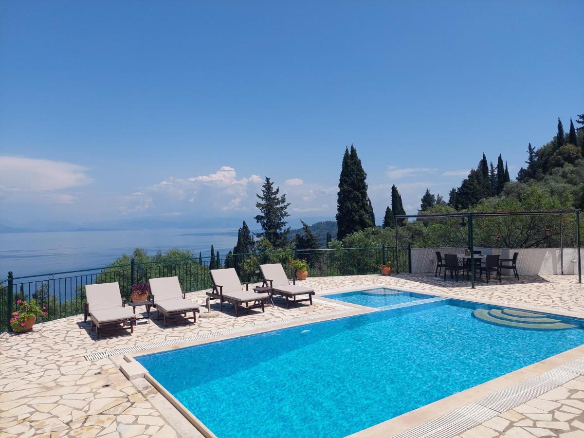 Villa Boukari Chlomos Bagian luar foto