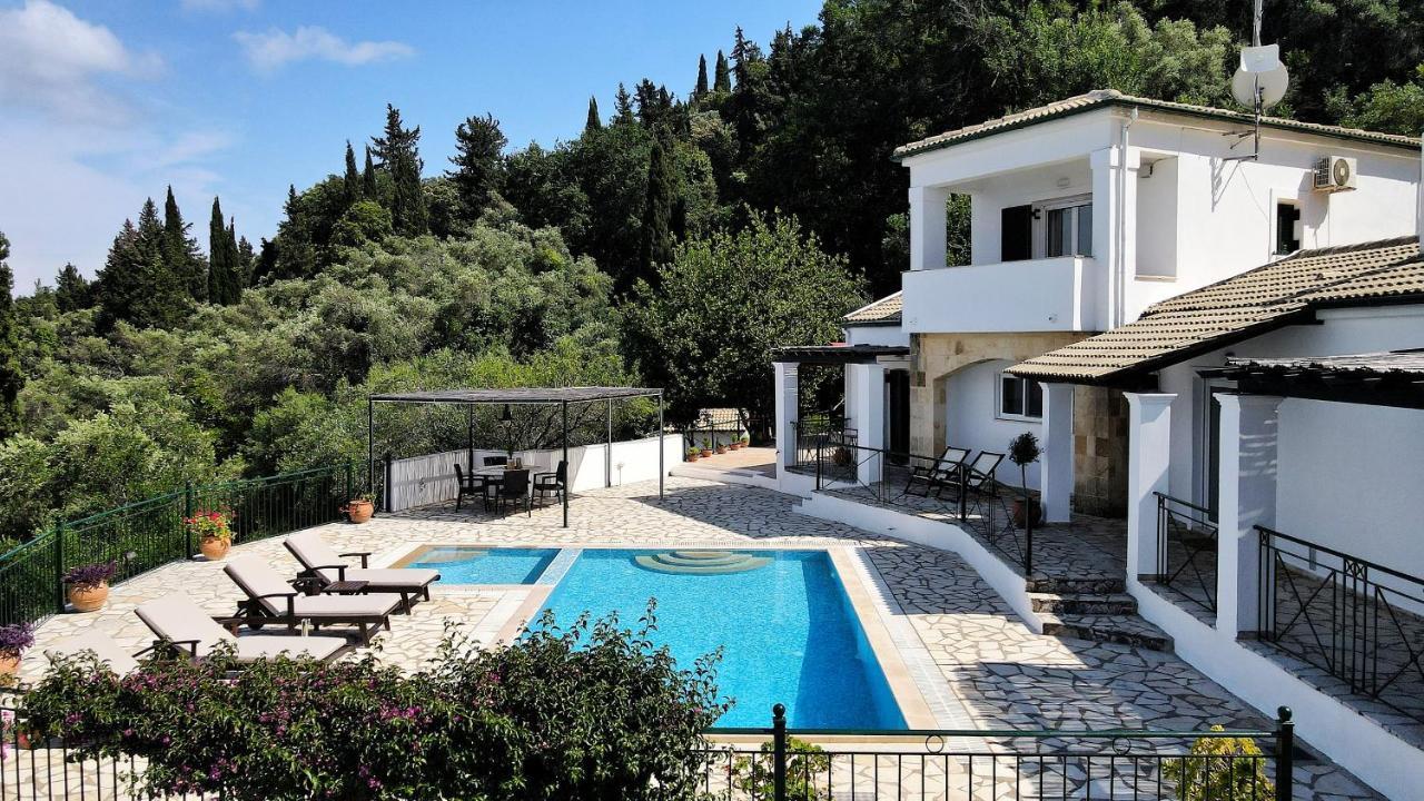 Villa Boukari Chlomos Bagian luar foto