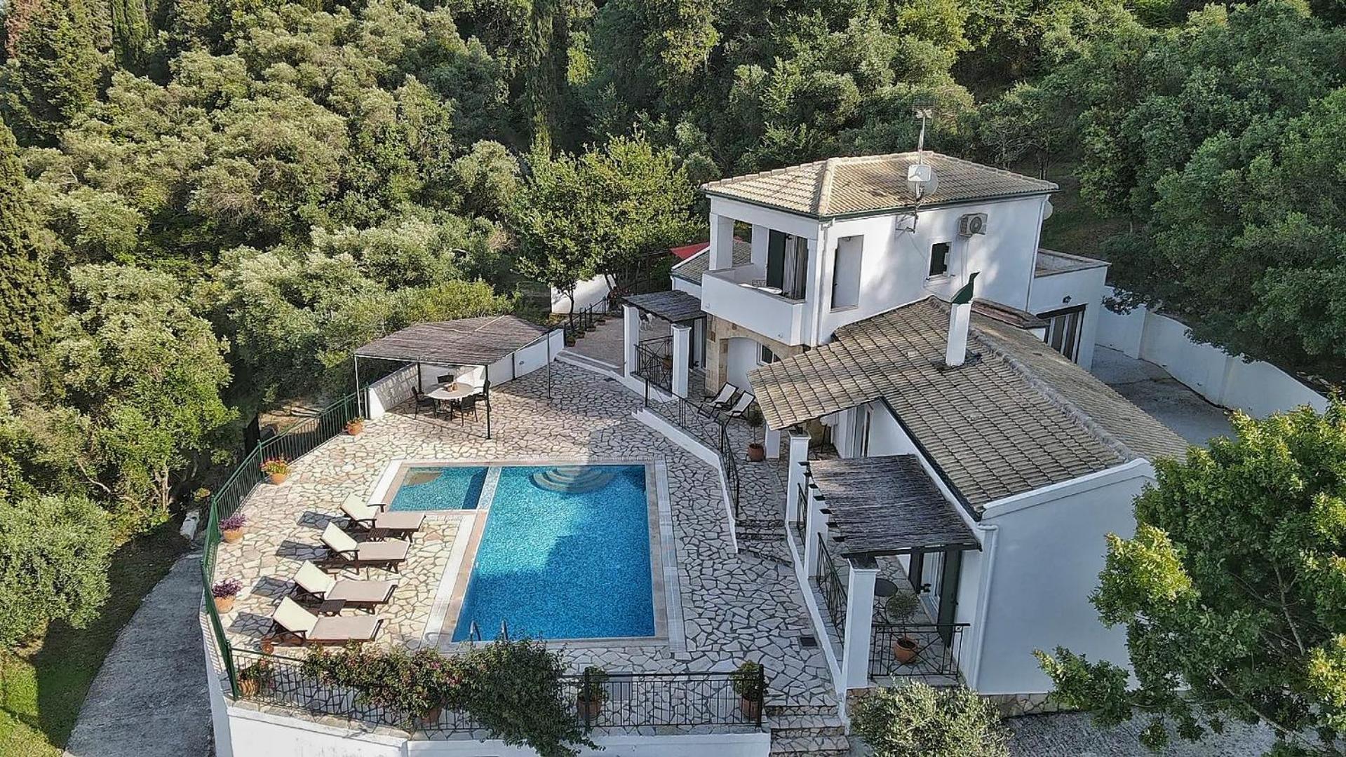 Villa Boukari Chlomos Bagian luar foto